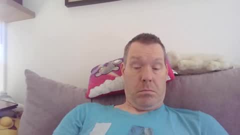 disney0988 online show from April 2, 8:11 am