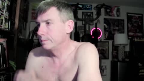 Snapshot of dix_handley_50 chatting on January 13, 1:23 am dix_handley_50 online show from January 13, 1:23 am