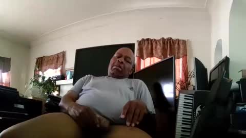 djsmaash9769_gmail online show from March 27, 7:37 pm