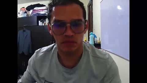 Snapshot of doblewyosk69g chatting on September 11, 5:28 am doblewyosk69g online show from September 11, 5:28 am