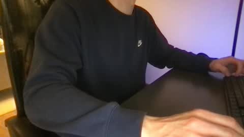 doctor_luv_69 online show from March 5, 7:54 pm