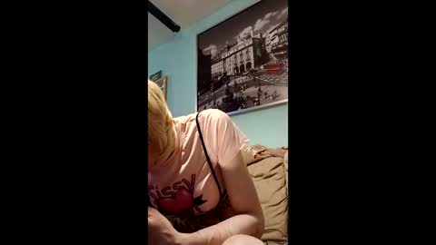 naughty ruby online show from April 5, 12:30 am