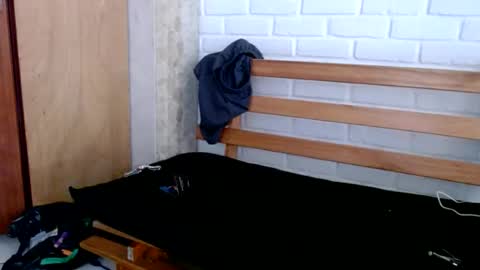 dogtattoo77 online show from October 25, 10:50 am