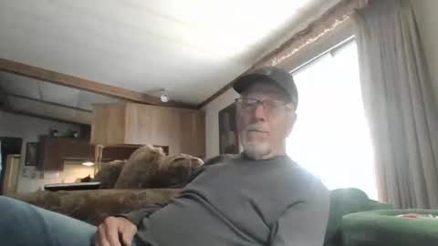 doingmyself69 online show from April 1, 10:29 pm