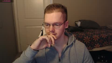 Snapshot of doloresman chatting on February 26, 8:31 pm doloresman online show from February 26, 8:31 pm
