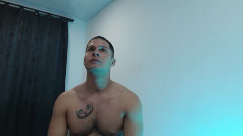 Domimick Crawford online show from December 23, 9:29 pm