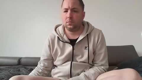 dombio_12 online show from April 11, 11:58 am