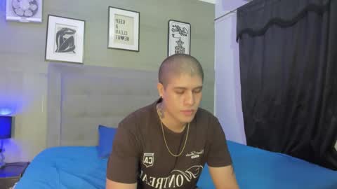 DOMI online show from March 8, 3:43 am