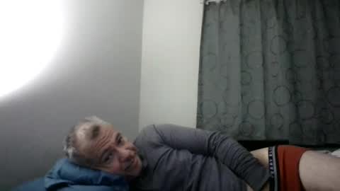 luis online show from December 13, 2:54 am