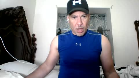 luis online show from July 18, 1:45 am
