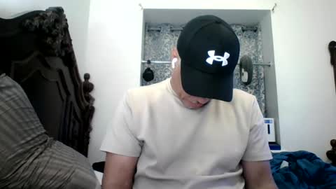 luis online show from June 27, 6:35 pm