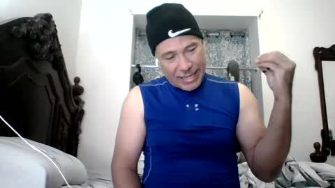luis online show from July 5, 6:31 am