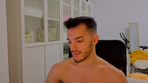 dominicvalente online show from February 8, 9:52 pm