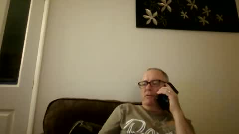 Snapshot of domjolly08 chatting on October 12, 8:36 pm David uk online show from October 12, 8:36 pm