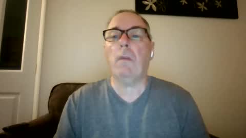 Snapshot of domjolly08 chatting on September 14, 9:28 pm David uk online show from September 14, 9:28 pm