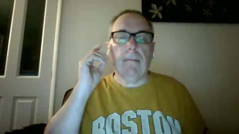 Snapshot of domjolly08 chatting on September 17, 9:27 pm David uk online show from September 17, 9:27 pm