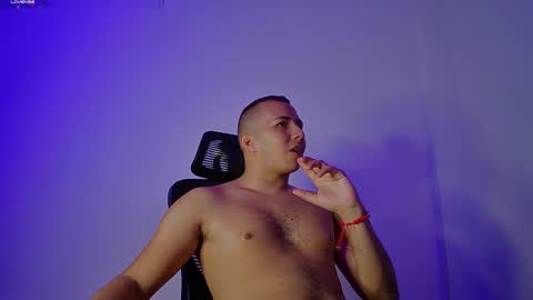 Donat Independent Model online show from February 26, 2:46 pm