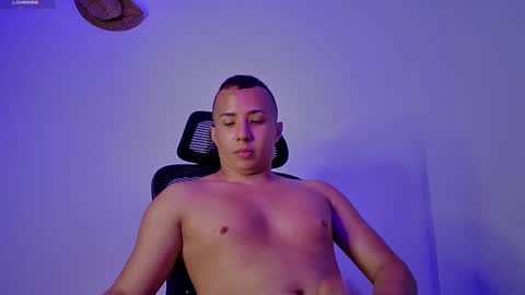 Donat Independent Model online show from December 23, 4:17 pm