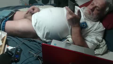 cummingdoouug online show from April 11, 2:09 pm