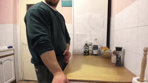 menu  below online show from December 4, 9:13 pm