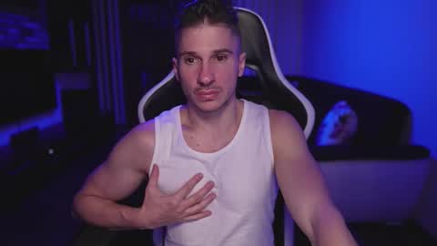 Dorian Reyes online show from November 3, 2:59 am