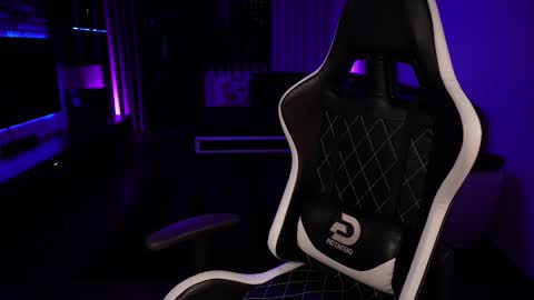 Dorian Reyes online show from September 14, 11:29 pm