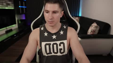 Dorian Reyes online show from February 22, 2:17 am