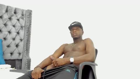 DOUGLAS online show from October 4, 3:06 pm