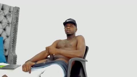 DOUGLAS online show from October 3, 2:55 pm