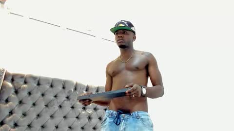 DOUGLAS online show from September 9, 2:05 pm