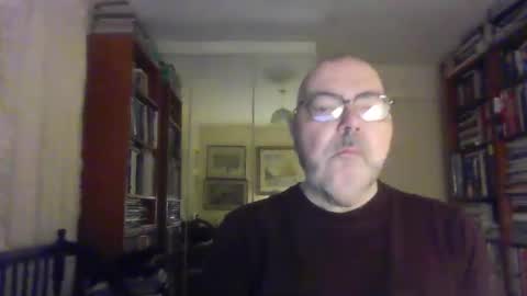 Snapshot of doxoebloke68 chatting on January 12, 7:11 am doxoebloke68 online show from January 12, 7:11 am