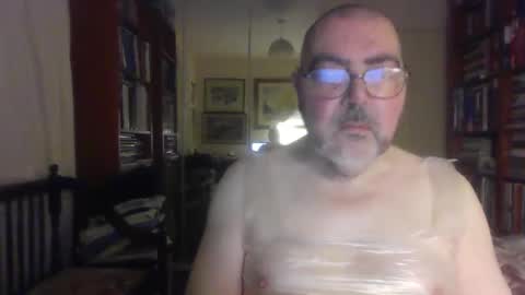 Snapshot of doxoebloke68 chatting on January 4, 6:19 pm doxoebloke68 online show from January 4, 6:19 pm