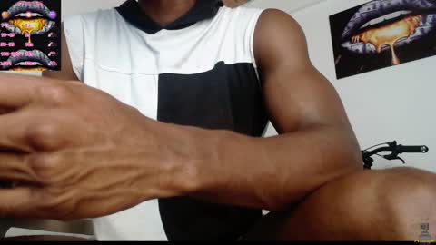 Drake 23 online show from January 30, 5:39 pm