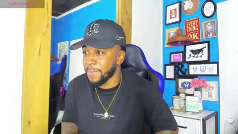 ---Drake--- online show from October 25, 6:04 am