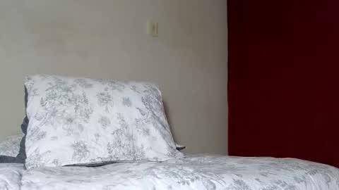 Andrs  Independent Model online show from November 9, 10:47 pm