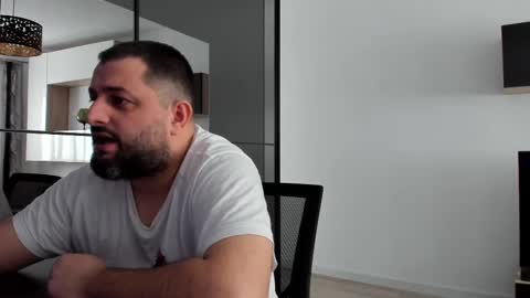 Draven A online show from February 12, 12:33 pm