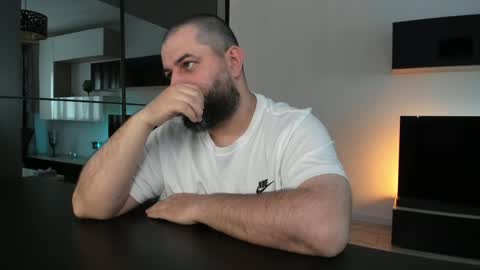 DravenPeak online show from May 31, 2:49 pm