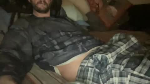 Dreads online show from January 3, 1:38 am