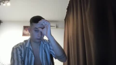 Johnny online show from October 31, 11:52 pm