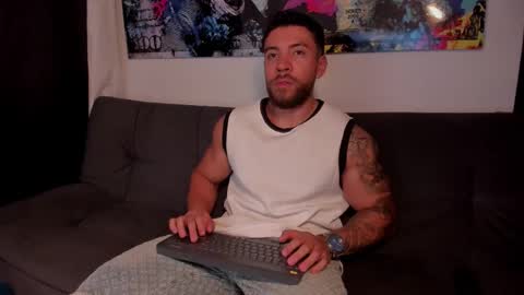 cris online show from February 28, 10:53 pm