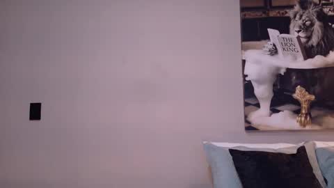 cris online show from April 5, 10:06 pm