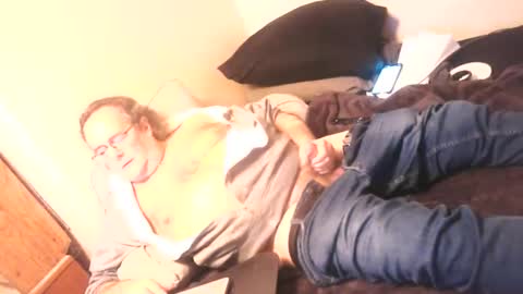 Dr. Feelgood online show from March 2, 5:08 am