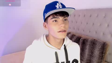 Dulcey online show from October 6, 7:13 am