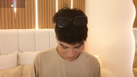 Dulcey online show from March 16, 5:25 am