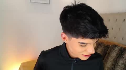 Dulcey online show from October 4, 4:28 am