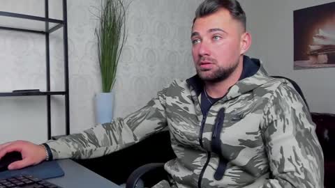 DuncanStone online show from February 3, 11:42 am