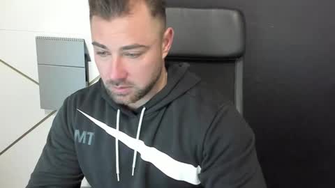 DuncanStone online show from March 4, 5:00 am