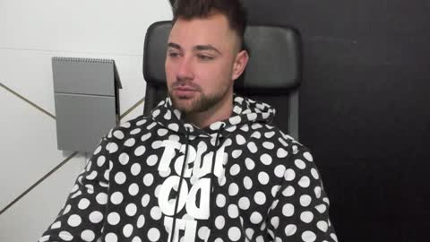 DuncanStone online show from March 3, 5:29 am