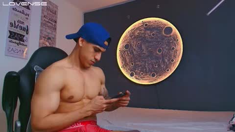 duran_dhikol1 online show from March 23, 4:18 am