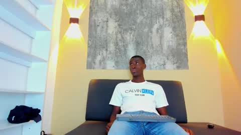 DUSTIN online show from December 16, 12:23 pm